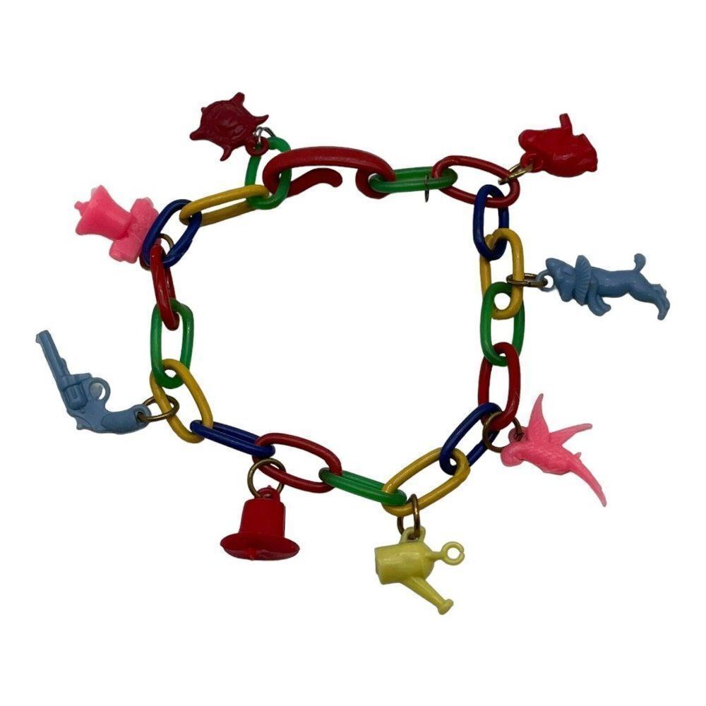 Vintage Plastic Charm Bracelet Cracker Jack Gum Ball Machine Toy HTF READ